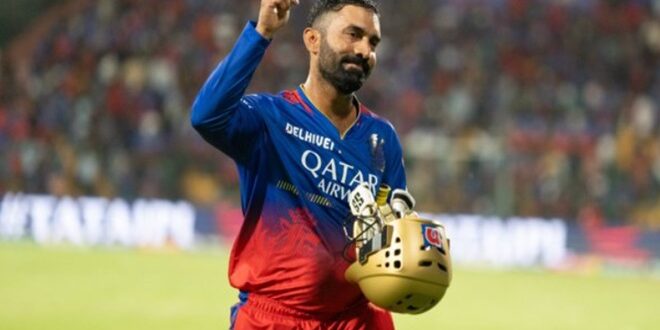 DINESH KARTHIK RETIREMENT
